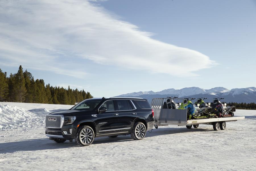  GMC Yukon Denali 2020 года  (фото 3 из 31)